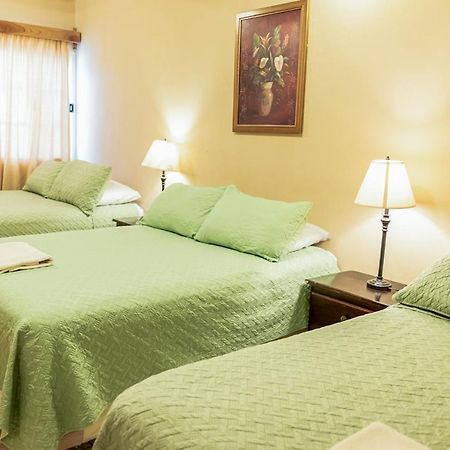 Hotel Las Margaritas La Esperanza エクステリア 写真