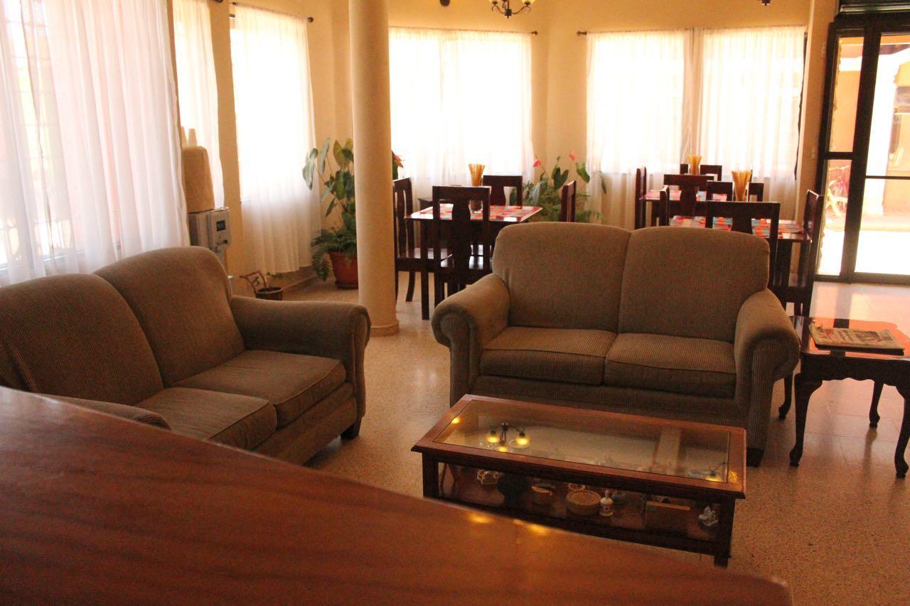 Hotel Las Margaritas La Esperanza エクステリア 写真