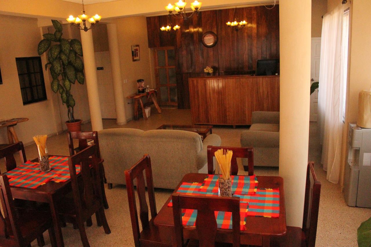 Hotel Las Margaritas La Esperanza エクステリア 写真