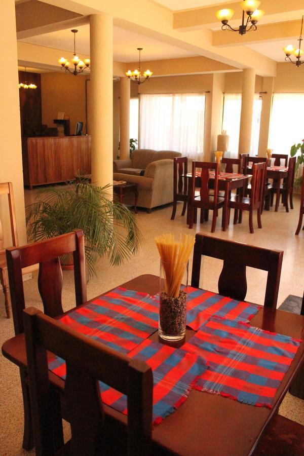 Hotel Las Margaritas La Esperanza エクステリア 写真