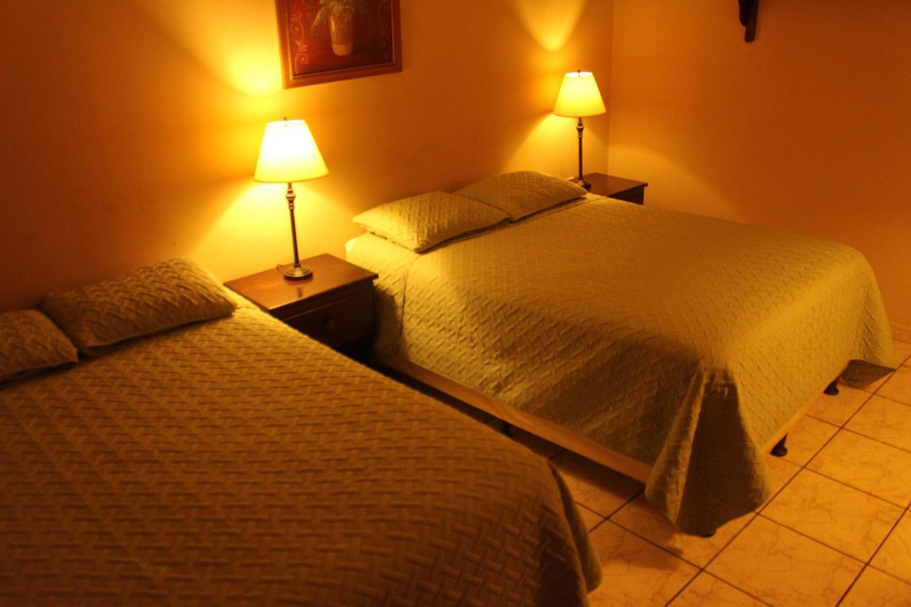 Hotel Las Margaritas La Esperanza エクステリア 写真